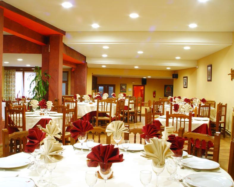 Hotel Йесте Екстериор снимка