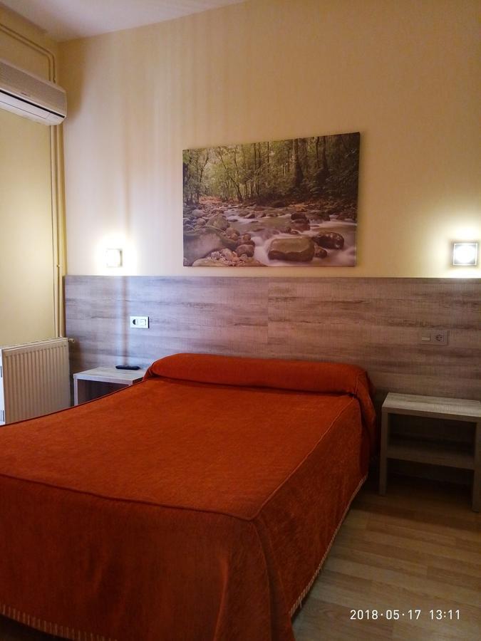 Hotel Йесте Екстериор снимка