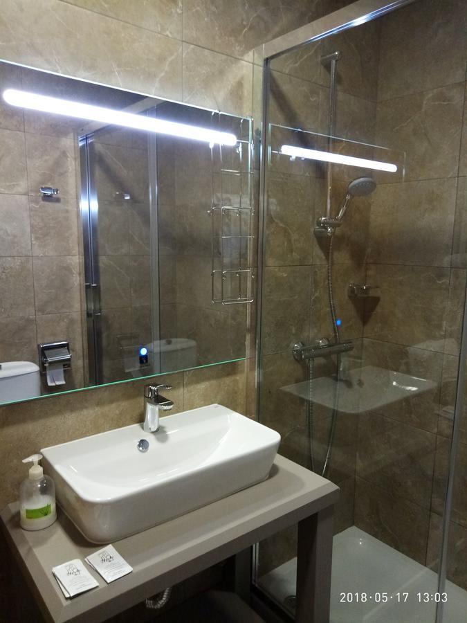 Hotel Йесте Екстериор снимка