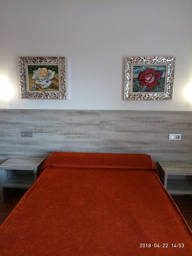 Hotel Йесте Екстериор снимка