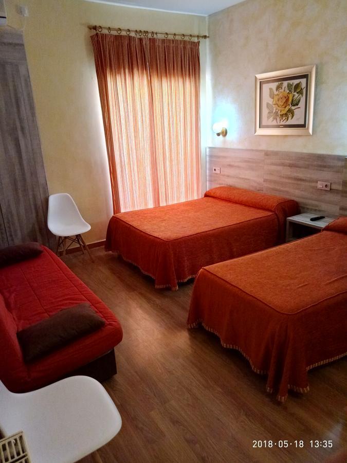 Hotel Йесте Екстериор снимка