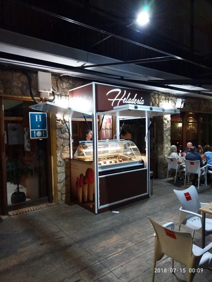 Hotel Йесте Екстериор снимка
